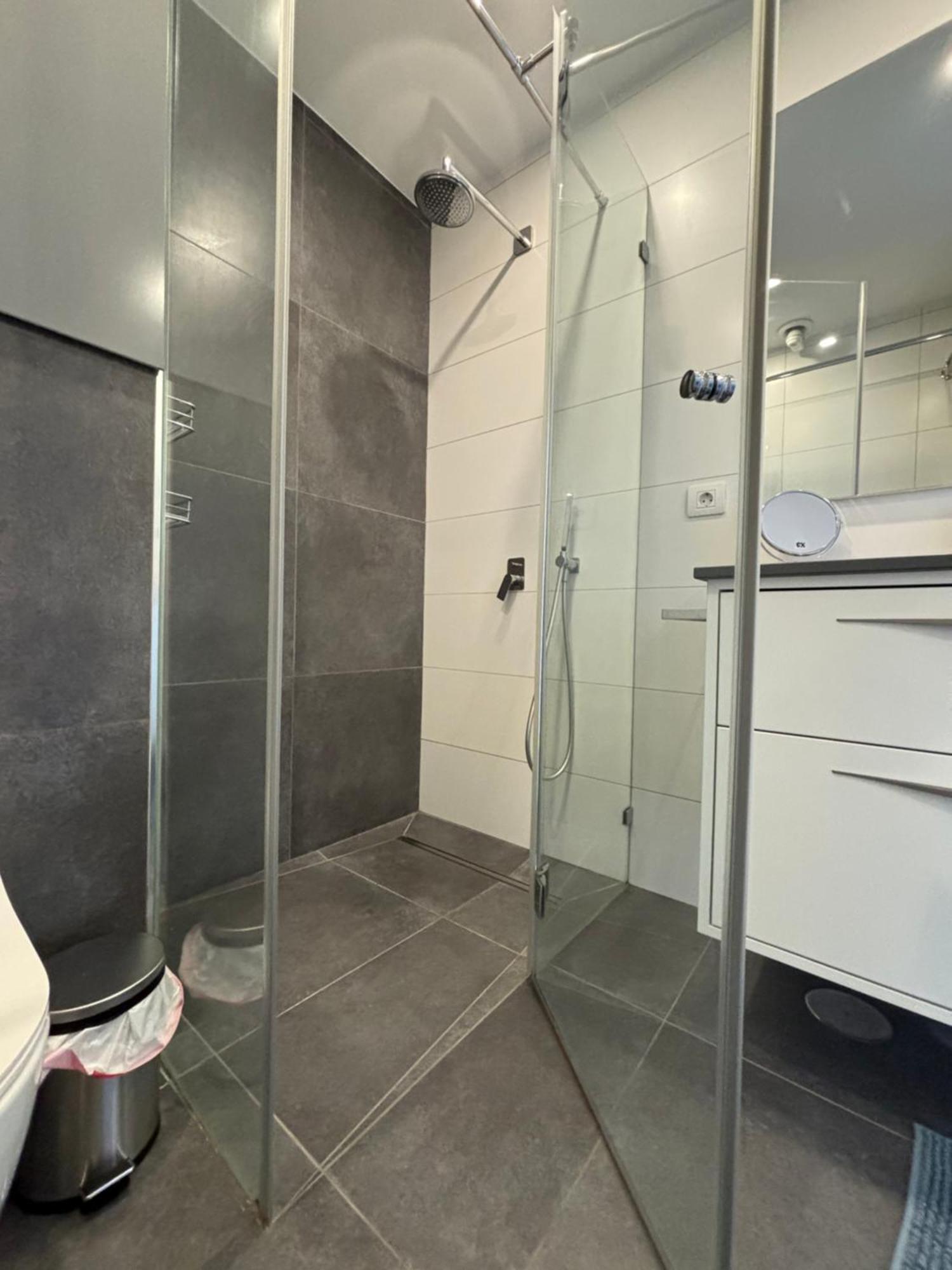 Loris Playa Ingles 50mt From Yumbo By Luca Gran Canaria Apartment *